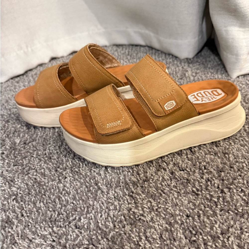 Hey Dude Delray Tan Platform Slide Sandals